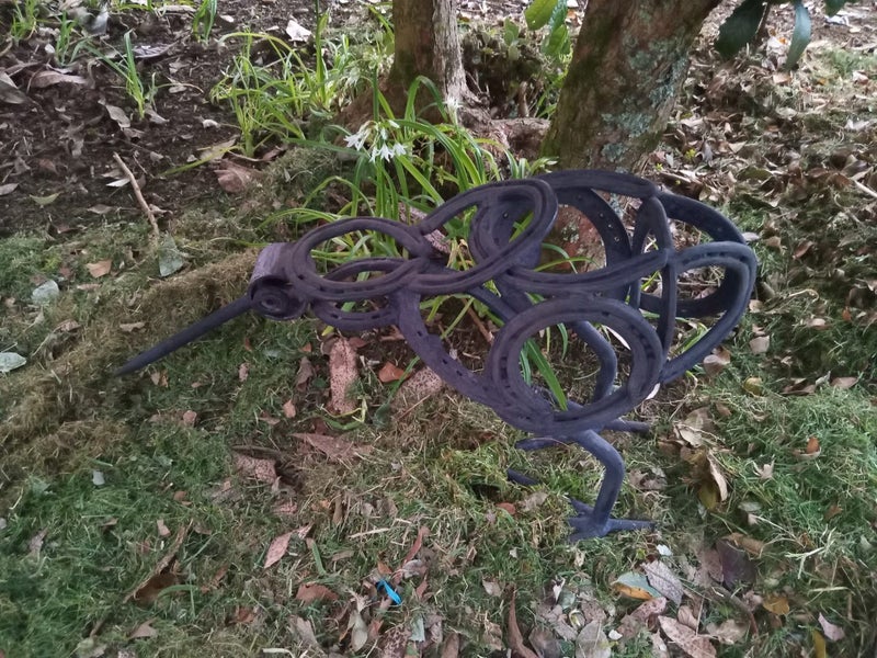 Kiwi sculpture Carousel 2
