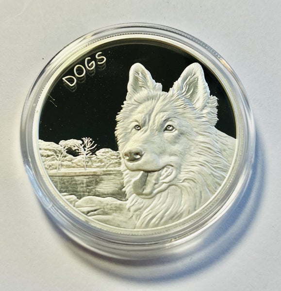 2023 1 oz Fiji Dogs .999 Silver BU Coin rare ( Mintage 12,000) Carousel 1
