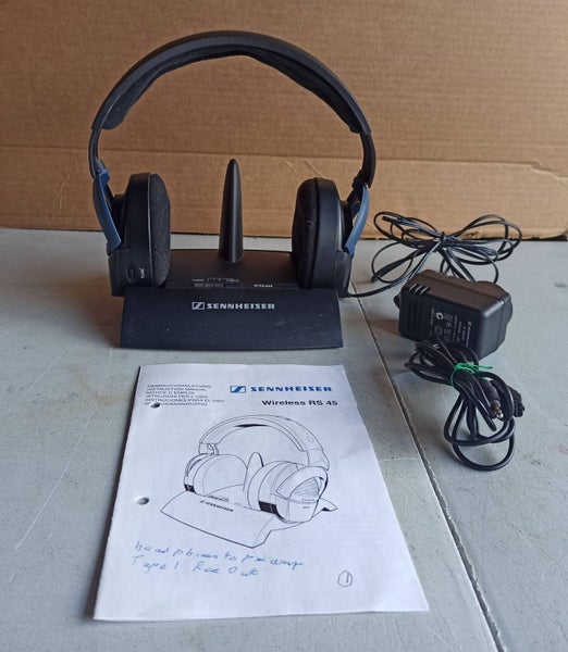 SENNHEISER RS45 WIRELESS HEADPHONES Carousel 2