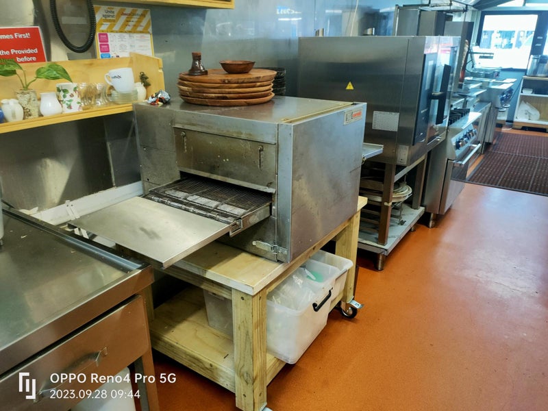 Zanolli electric Pizza Oven Carousel 2