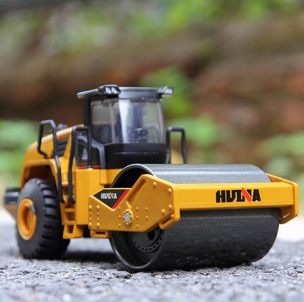 Die-cast Road Roller Model Scale, 1:60, Metal, Huina 1815 Carousel 1