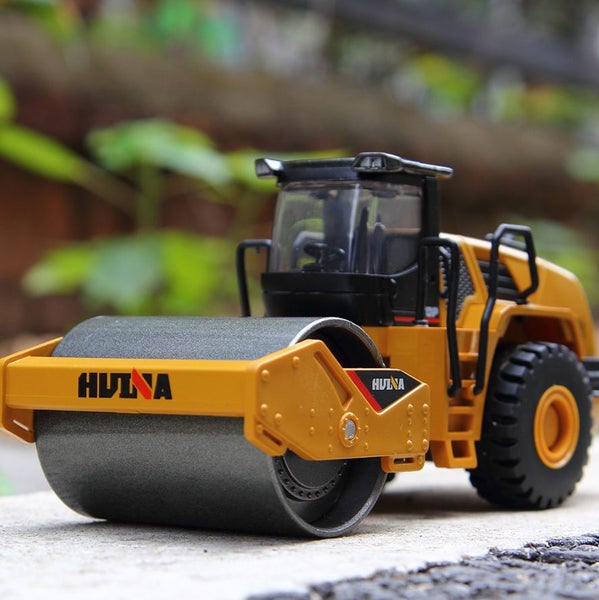Die-cast Road Roller Model Scale, 1:40, Metal, Huina 1915 Carousel 1