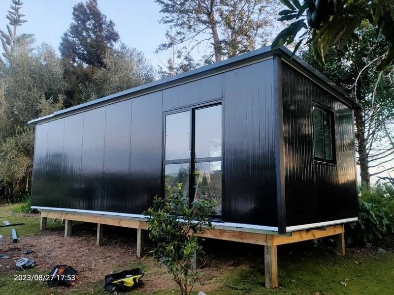 Tiny Home/transportable building9mx3m Carousel 1
