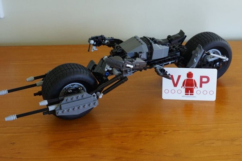Lego DC Comics Super Heroes 5004590 Promotional Bat-Pod Carousel 2