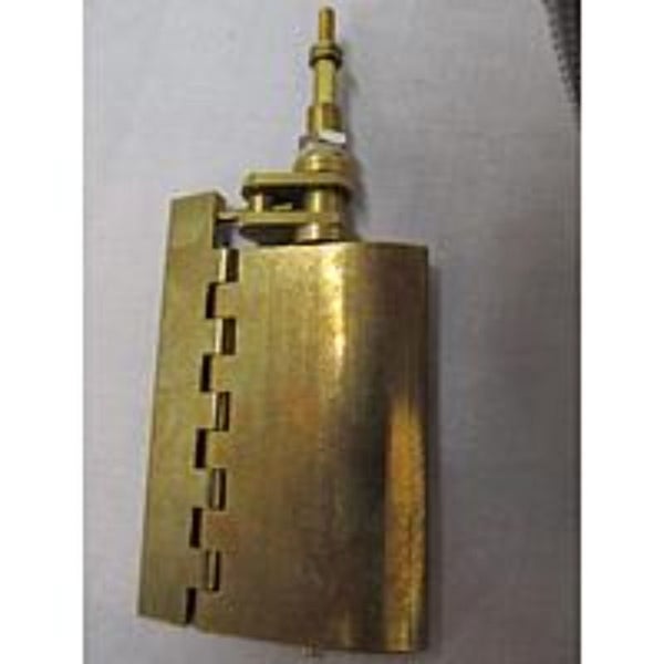 Wooden Ship Fittings - Billing Boats Brass Rudder Carousel 1