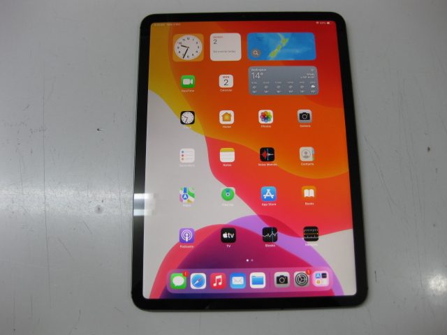 iPad Pro 11-inch, 256GB (Wifi & Cellular)- Great Deal