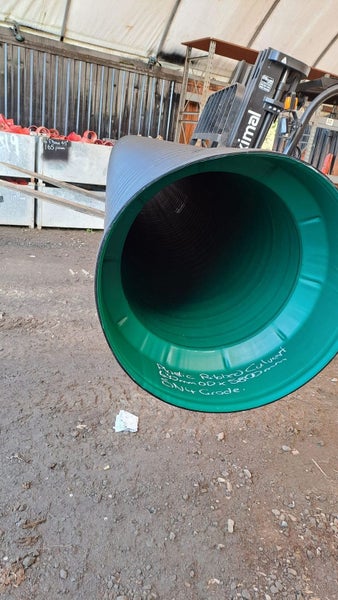 Heavy Duty Plastic Ribbed Culvert Pipe 630mm OD x 530mm ID x 5800mm Long Carousel 1