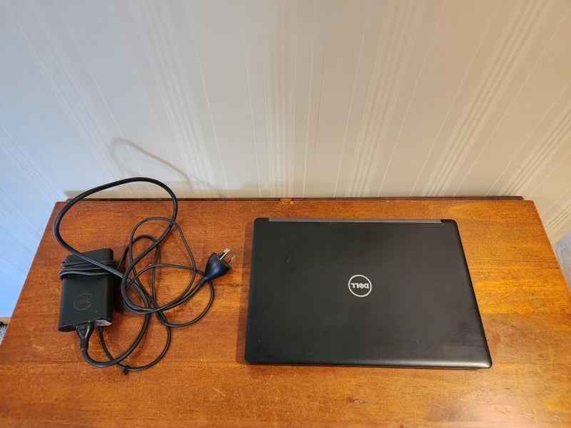 Business Grade Dell Latitude 5280 Laptop / i5 7300U / 8 GB RAM / 256GB SSD62867851720705111