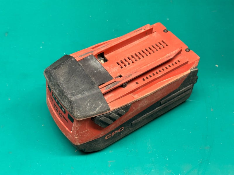 HILTI B36 36V 6.0 Ah Li-ion Battery Carousel 1