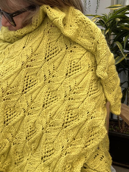 Knitting Pattern, Wave Ski Shawl or Blanket Carousel 2