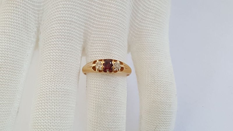 An Interesting Antique 18ct Gold Ruby & Old Cut Diamond Of Asian Origin Ring Carousel 9