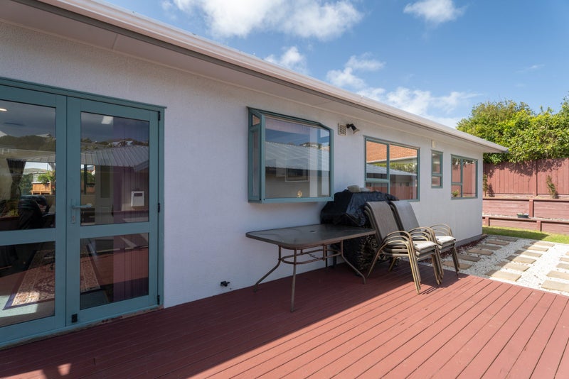 Image 1 of 20