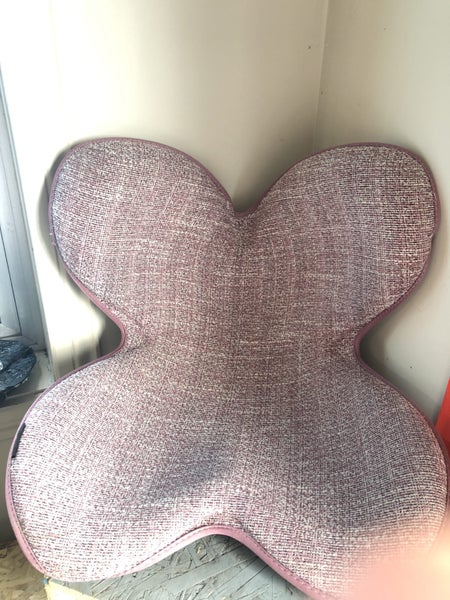 MTG - Style Body Make Seat (PINK)- officer friendly Carousel 1