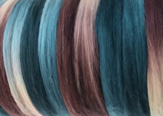 Felting Spinning Tempest Hand-dyed 18.5 micron Merino Roving Fibre 20 gms Carousel 1