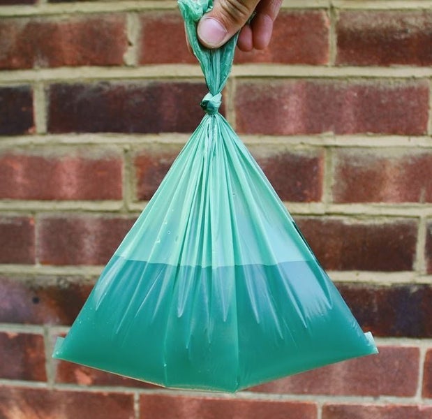 BECO DOG POO BAGS UNSCENTED 60 PACK (4 ROLLS X 15 BAGS). Carousel 2
