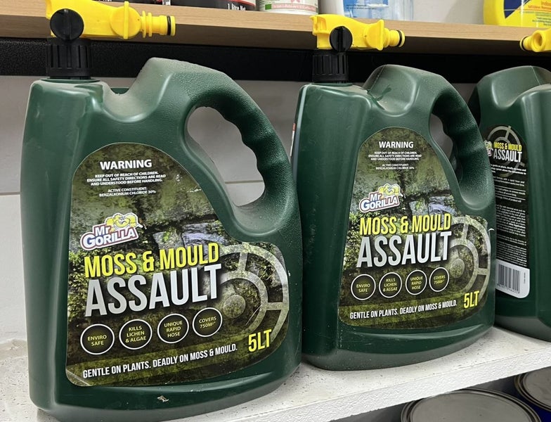 MOSS & MOULD ASSAULT 5 LITRE CONCENTRATE Carousel 1