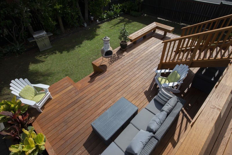 PREMIUM VITEX DECKING, 90 x 19mm BUY PER M !!64244976256003113