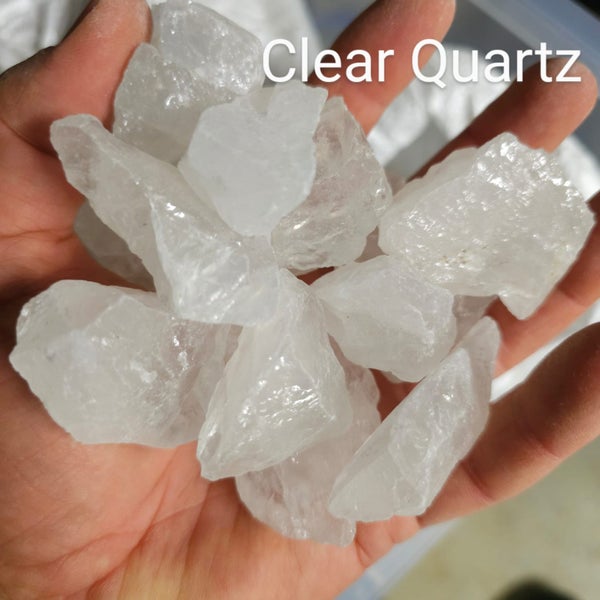 Clear quartz - Uncut gemstones & Crystals for Rock Tumblers Carousel 1