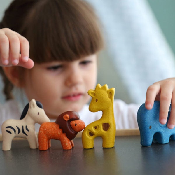 PlanToys Wooden Wild Animals Set Carousel 2