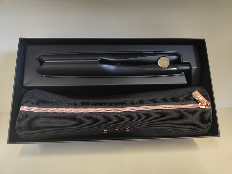 ghd Max wide plated straightener Carousel 2