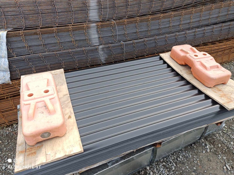 New Black (Ebony) 1.8m Corrugated Iron Roofing Carousel 1