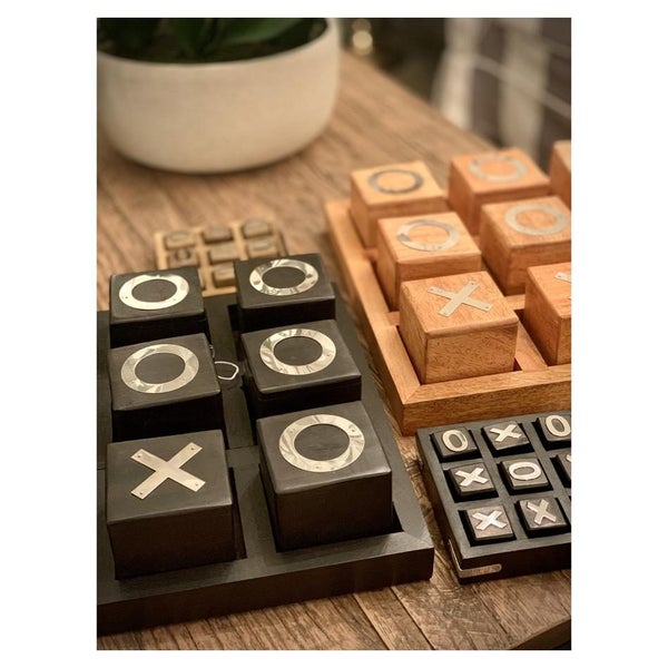 Rembrandt Large Wooden Tic Tac Toe (TK1217) Carousel 1