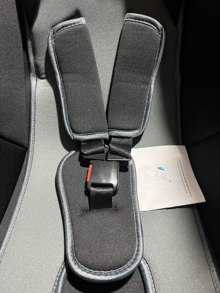 BabyBoom Capsule Removeable Sunshade cover + Harness + safety pads Carousel 4