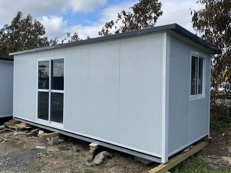 Portable cabin assembled 6m*2.55m second hand Carousel 2