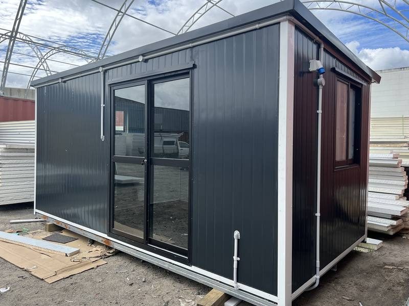 4.75x2.55m self contained cabin (without kitchen) Carousel 2