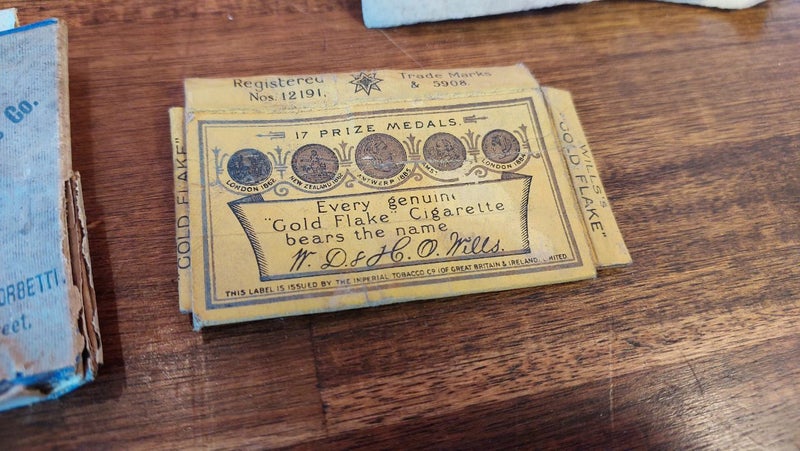 RARE VINTAGE CIGARETTE CARTONS FROM ENGLAND Carousel 13