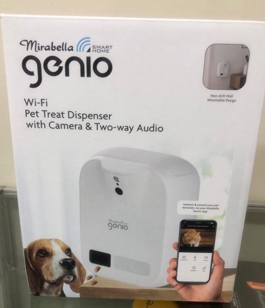 ****MIRABELLA GENIO WI-FI PET TREAT DISPENSER WITH CAMERA & TWO-WAY AUDIO*** Carousel 1