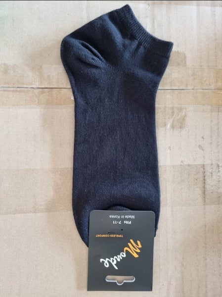 *24 PAIRS* Black Ankle Socks 7-11 Carousel 3