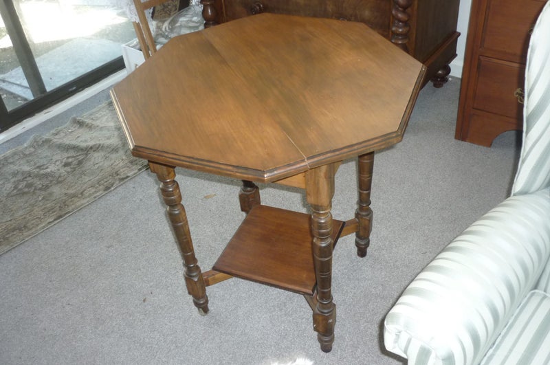 EDWARDIAN OCTAGONAL KAURI TABLE Carousel 1