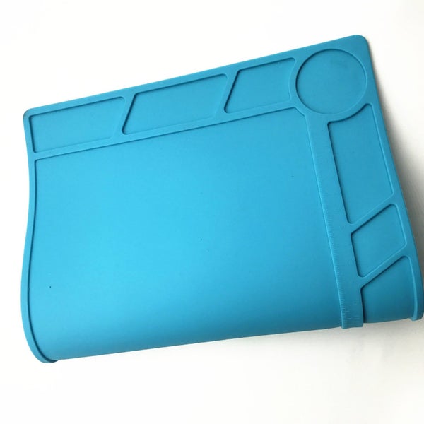 Mobile and computer repair Silicone table mat Carousel 2