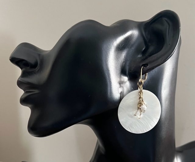 Gold Tone Mother of Pearl and Clear/Faux Pearl Bead Disc Dangle Earrings Carousel 4