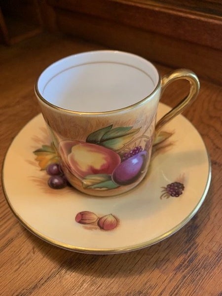 AYNSLEY SIGNED CUP & SAUCER Carousel 1