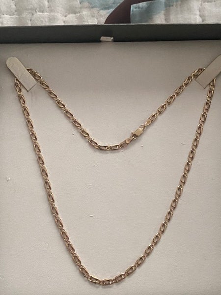 Gorgeous 9 ct Gold Chain Carousel 1