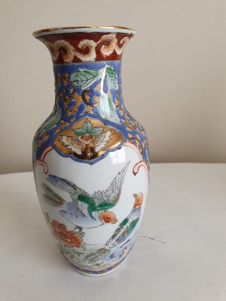 Vase Carousel 6