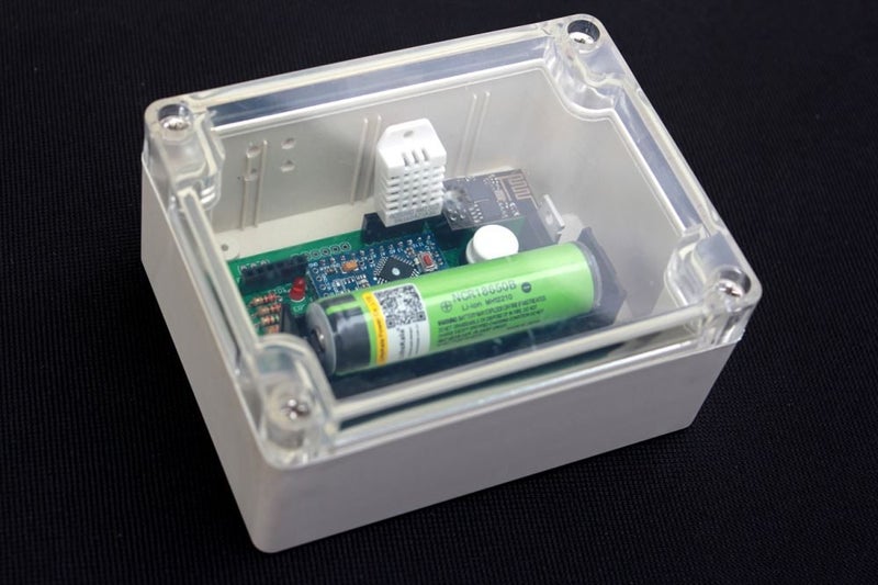 Wifi Temp & humidity Datalogger with prolonged battery life Carousel 1