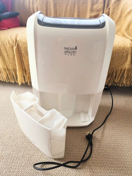 DeLonghi Tasciugo AriaDry Dehumidifier - Excellent Condition Carousel 2