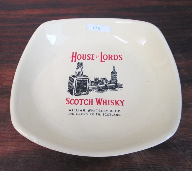 House of Lords Whisky Ashtray Carousel 1