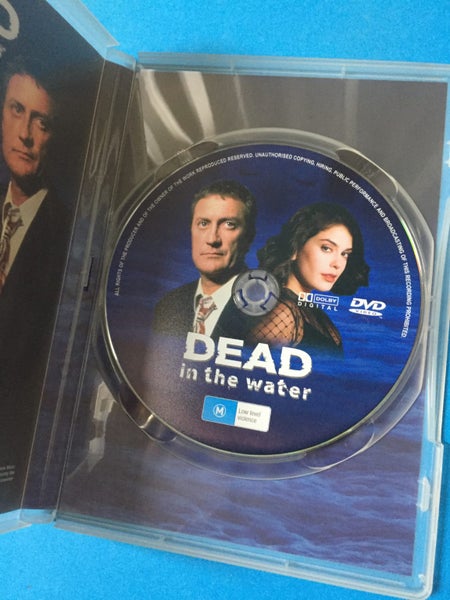 Dead In The Water (1991) Carousel 3