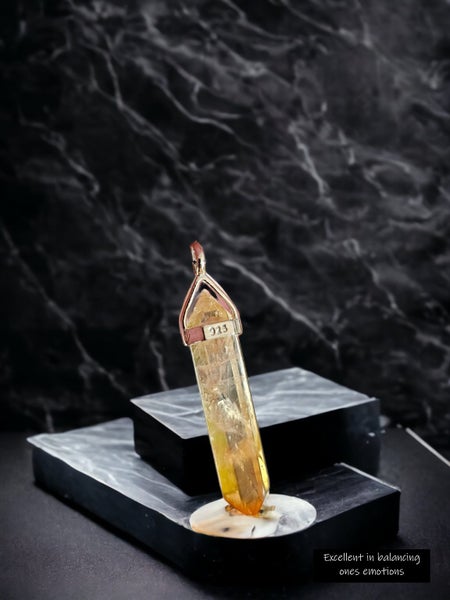 CITRINE CRYSTAL PENDANT ON STERLING SILVER CHAIN Carousel 2