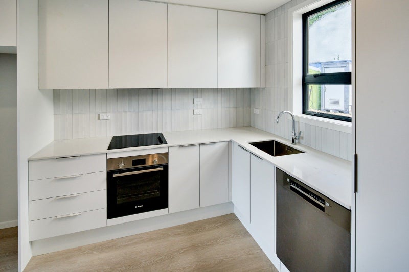 Image 1 of 20