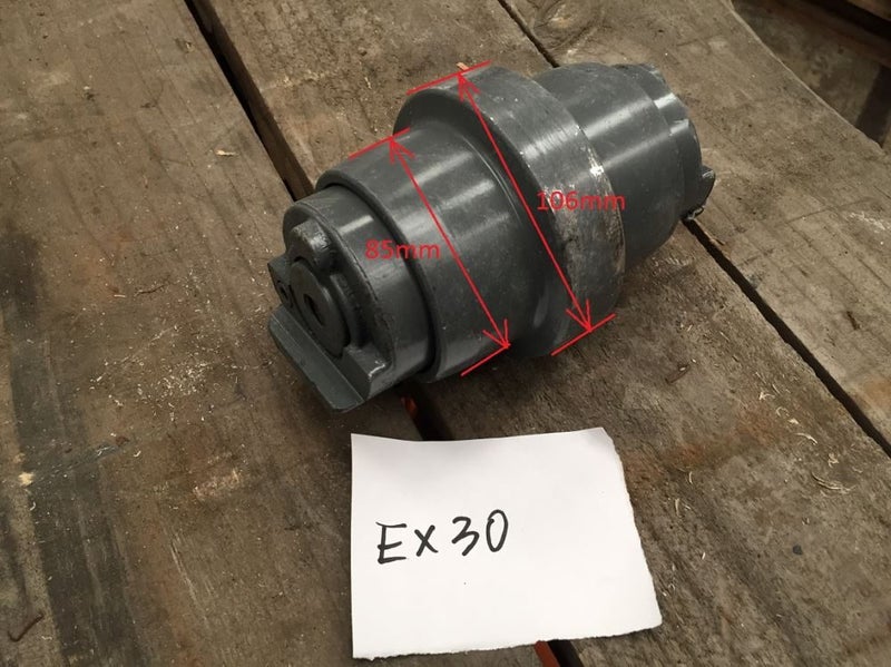 Track Roller for Hitachi EX30 / Komatsu PC30 part no: 9237937 Carousel 2