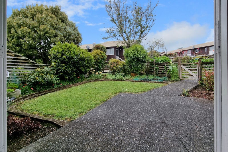 Image 2 of 19
