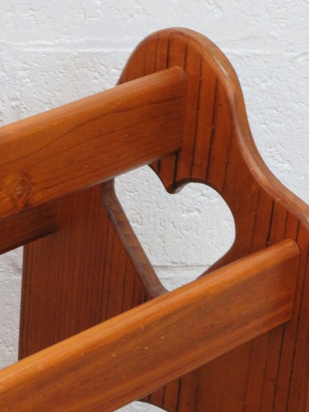 Pine Towel Rail Carousel 2