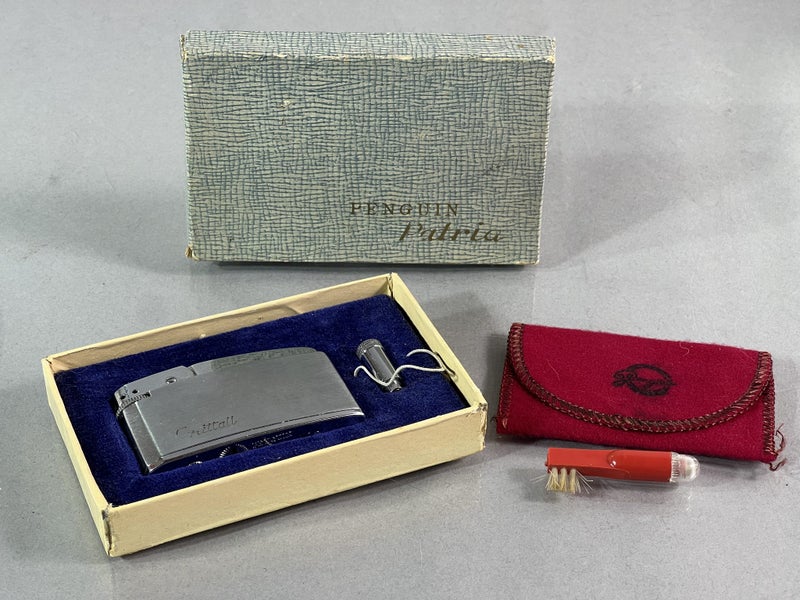> MaRcH sALe < Penguin Patria Lighte c. Mid-20th Century Carousel 1