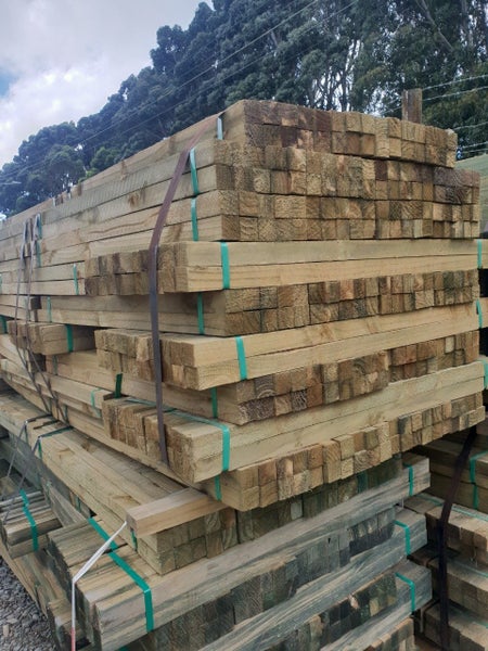 1.2M 50x50 FENCE BATTENS Carousel 2