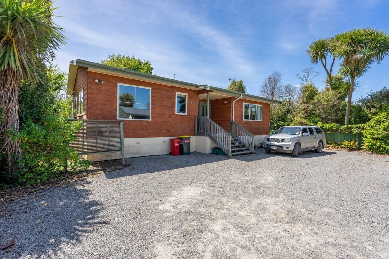 Image 1 of 20